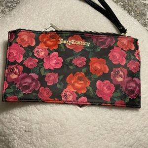 Juicy Couture large wristlet